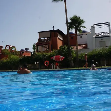 Alamos Holidays * Τορρεμολίνος