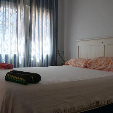 Alamos Holidays Apartment *